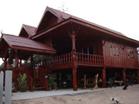 beautiful-teak-wood-house