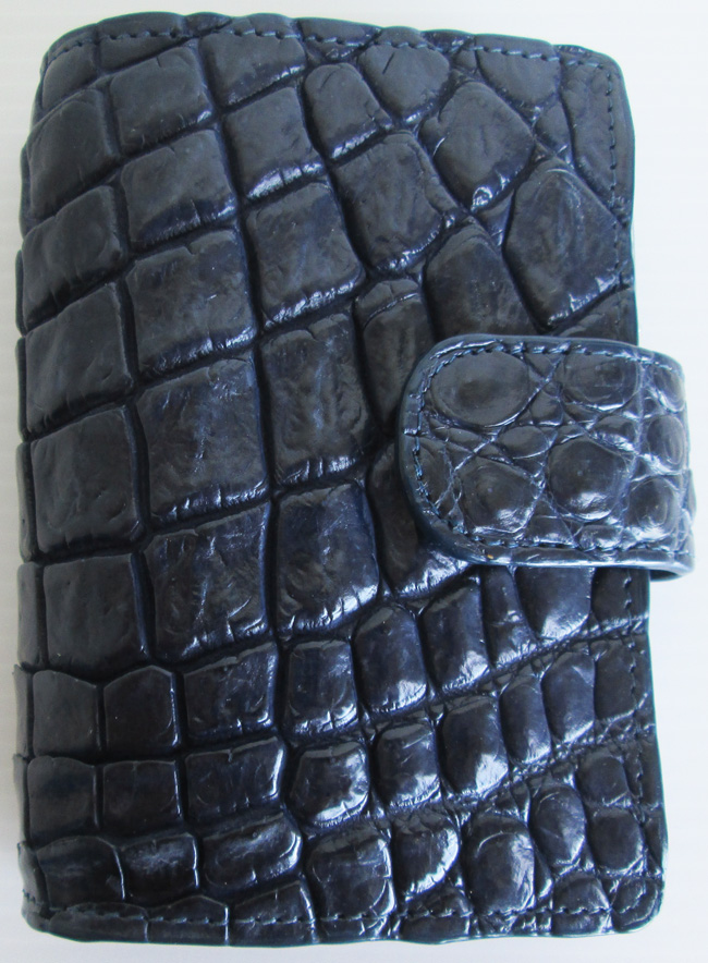 темно-синяя визитница из кожи крокодила небольшого размера